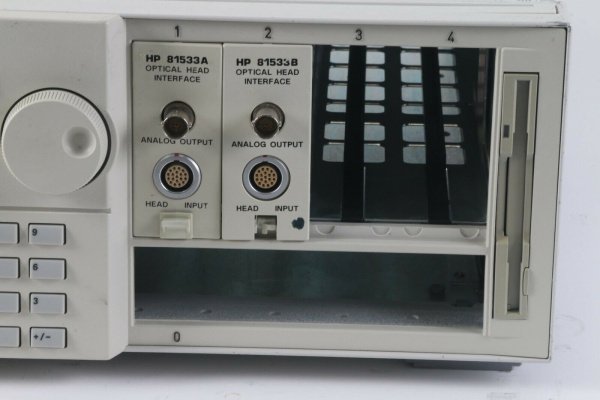 Система измерения световых волн Agilent/HP 8164A с модулями 81533A и 81533B (демонстрационный) купить по низкой цене | МАКСПРОФИТ